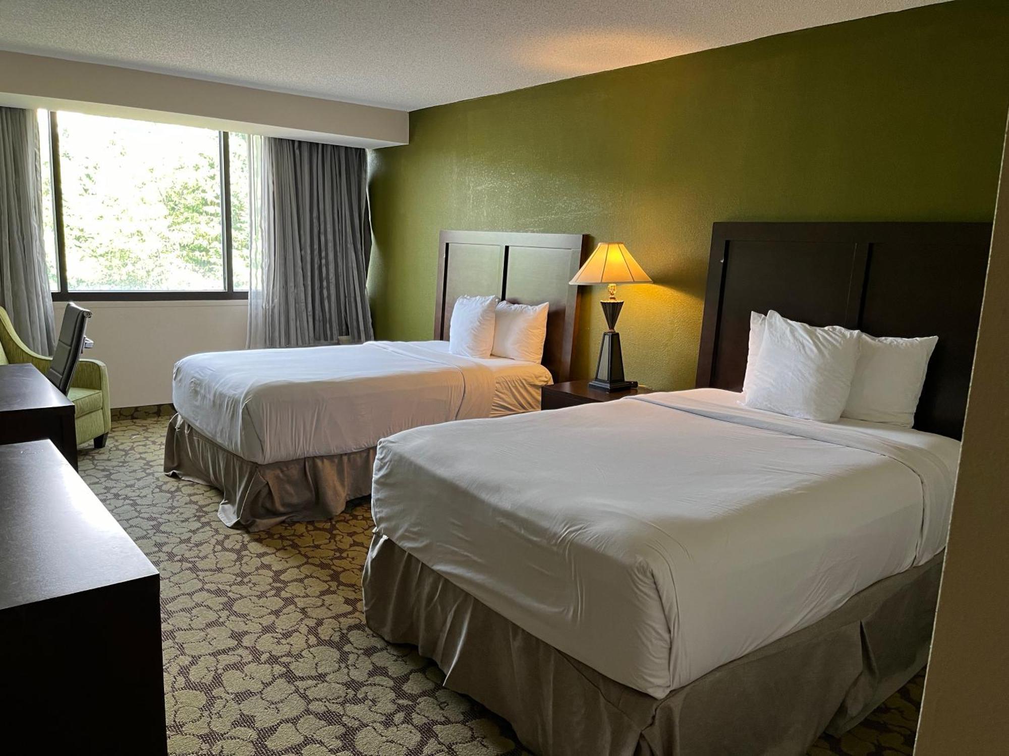 Ramada Plaza By Wyndham Charlotte South End Airport Hotel Kültér fotó
