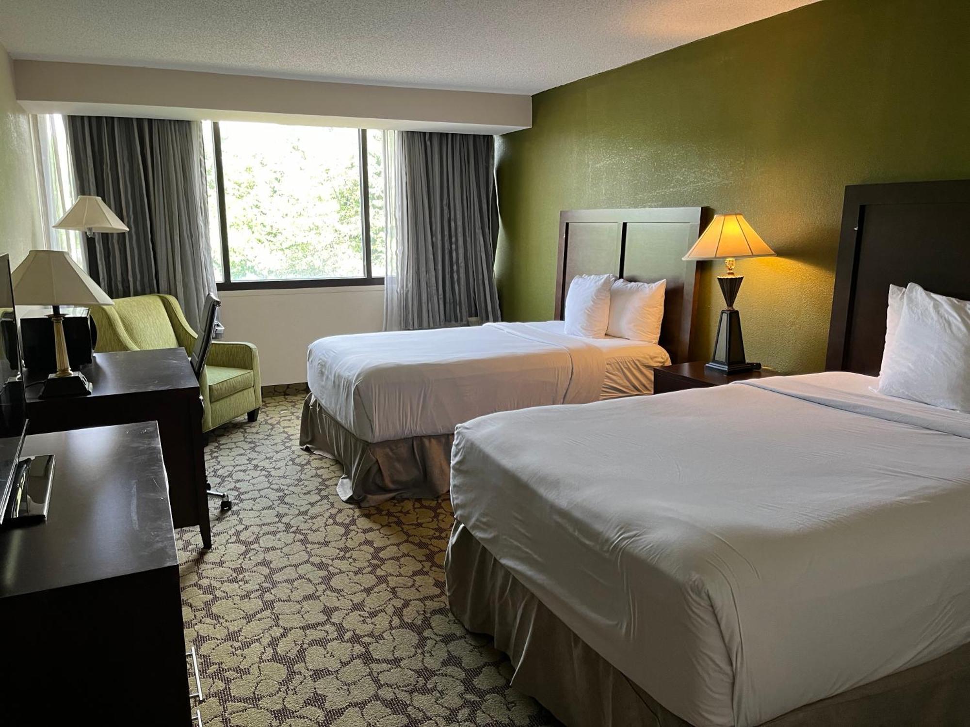 Ramada Plaza By Wyndham Charlotte South End Airport Hotel Kültér fotó