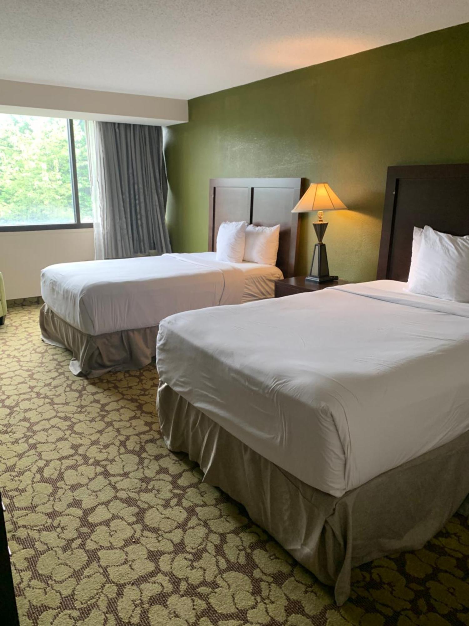 Ramada Plaza By Wyndham Charlotte South End Airport Hotel Kültér fotó