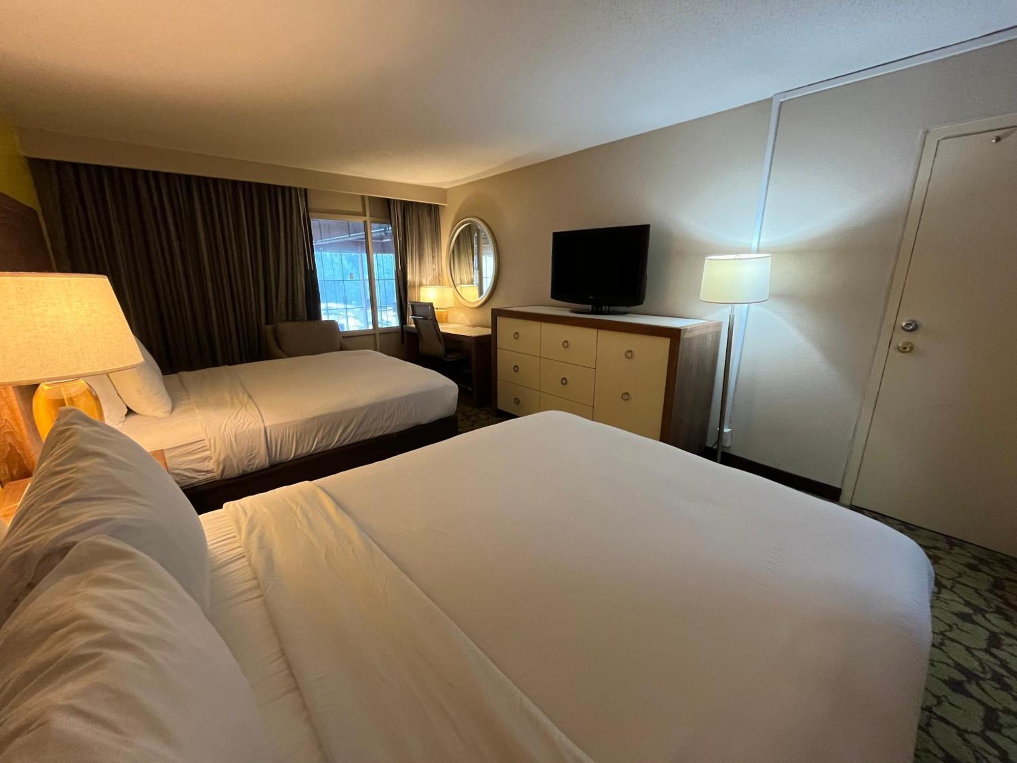 Ramada Plaza By Wyndham Charlotte South End Airport Hotel Kültér fotó