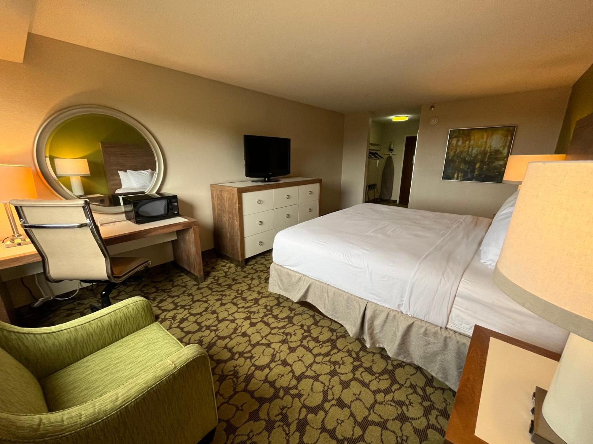 Ramada Plaza By Wyndham Charlotte South End Airport Hotel Kültér fotó