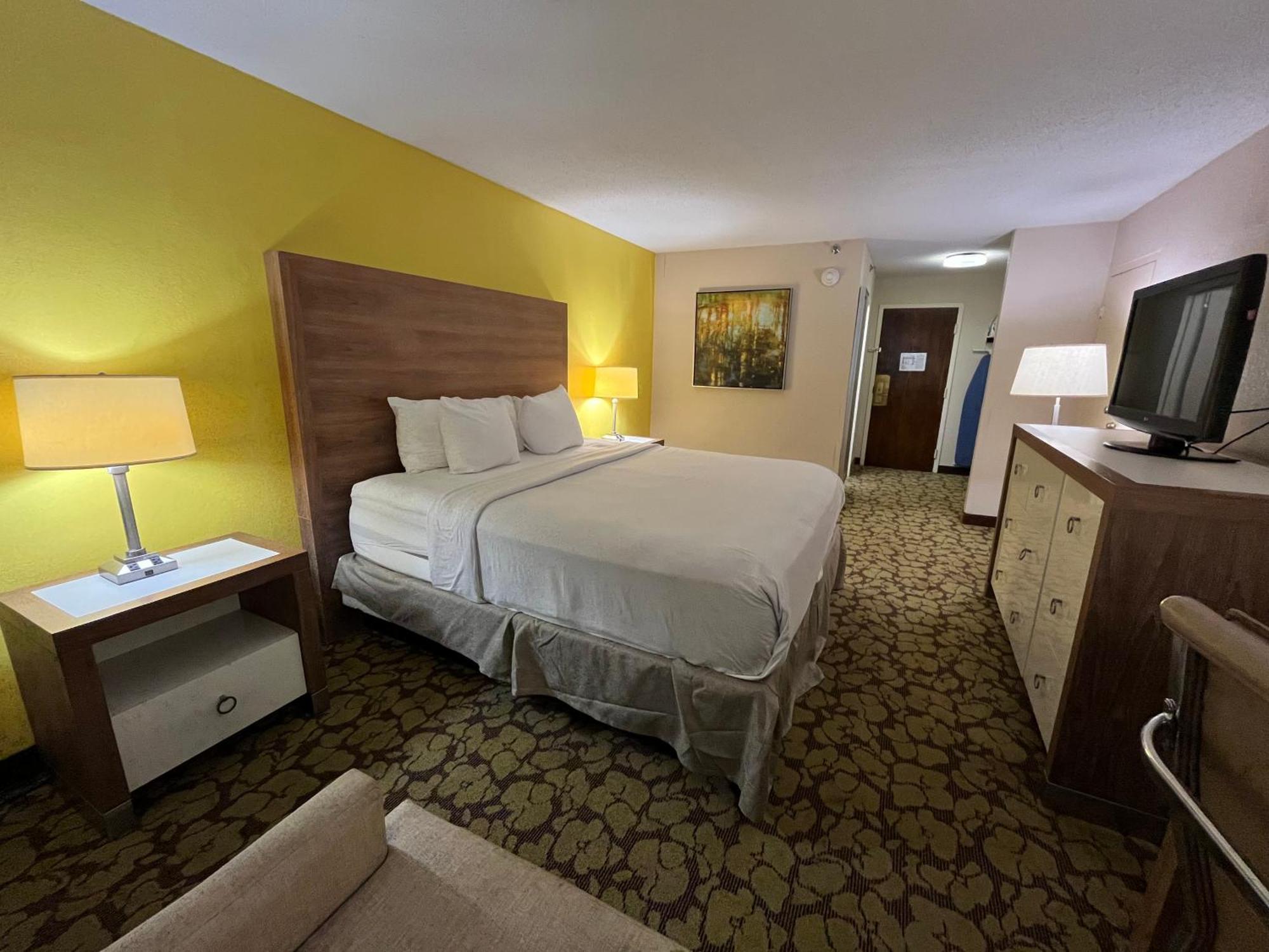 Ramada Plaza By Wyndham Charlotte South End Airport Hotel Kültér fotó