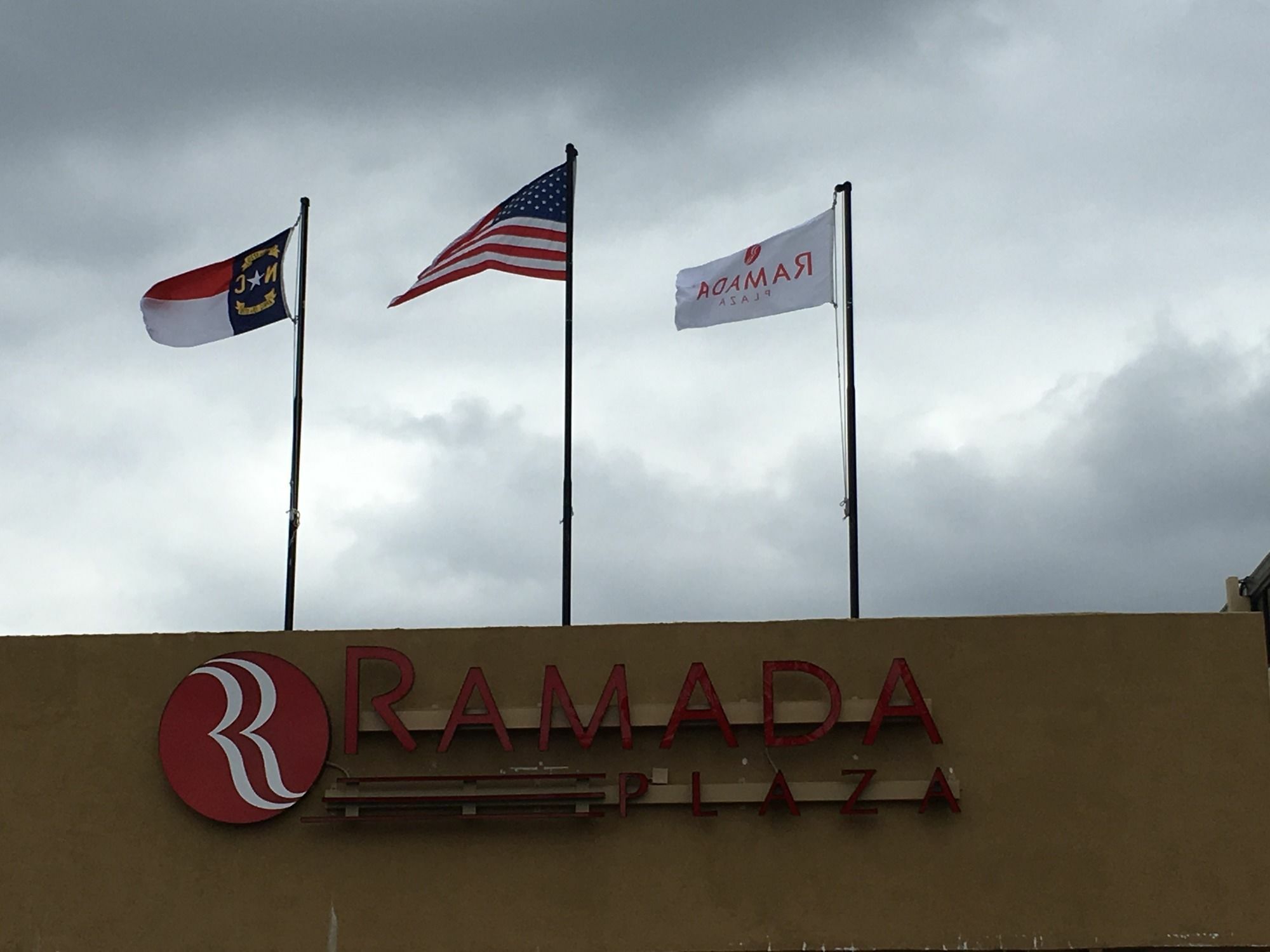 Ramada Plaza By Wyndham Charlotte South End Airport Hotel Kültér fotó